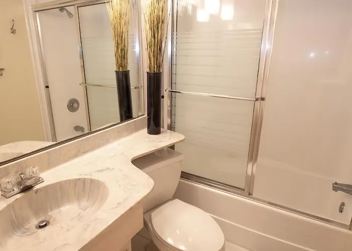 440 West 1107-n - Panoramic Water Views Apartment *