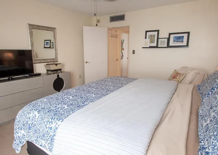 Apartment 440 West 1107-n - Panoramic Water Views Clearwater Beach