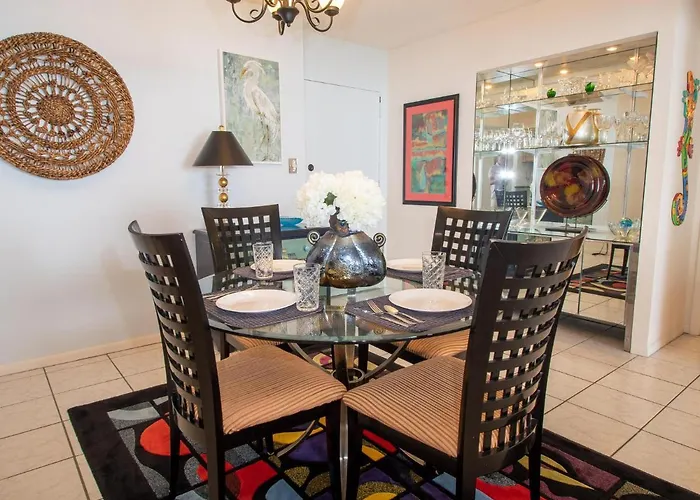 440 West 1107-n - Panoramic Water Views Apartment